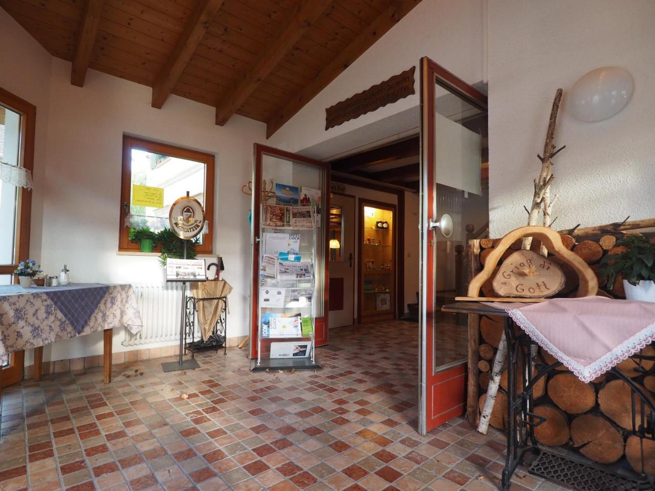 Landgasthof Zum Schwarzen Grat Isny im Allgäu Exterior foto
